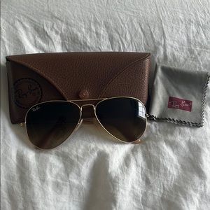 Ray-Ban Aviator Classic